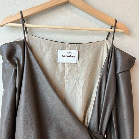 Nanushka Surplice Cold Shoulder Brown Faux‎ Leather Mini Dress Size Medium - Picture 5 of 11